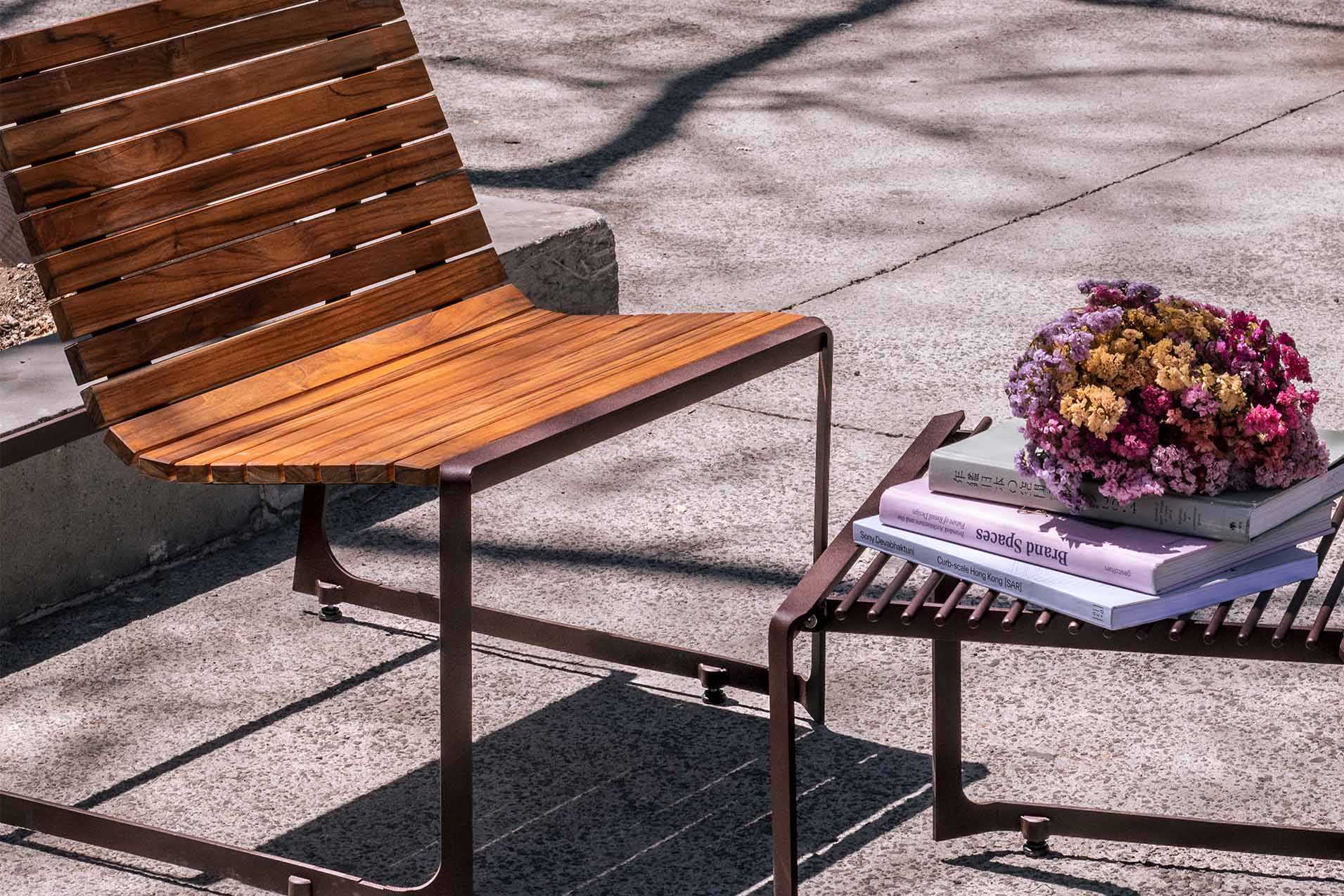 [BKT-BAN-008/MA/60/GRO] Silla 008 madera  (Dark gray, Cold Galvanized and Polyester Paint)